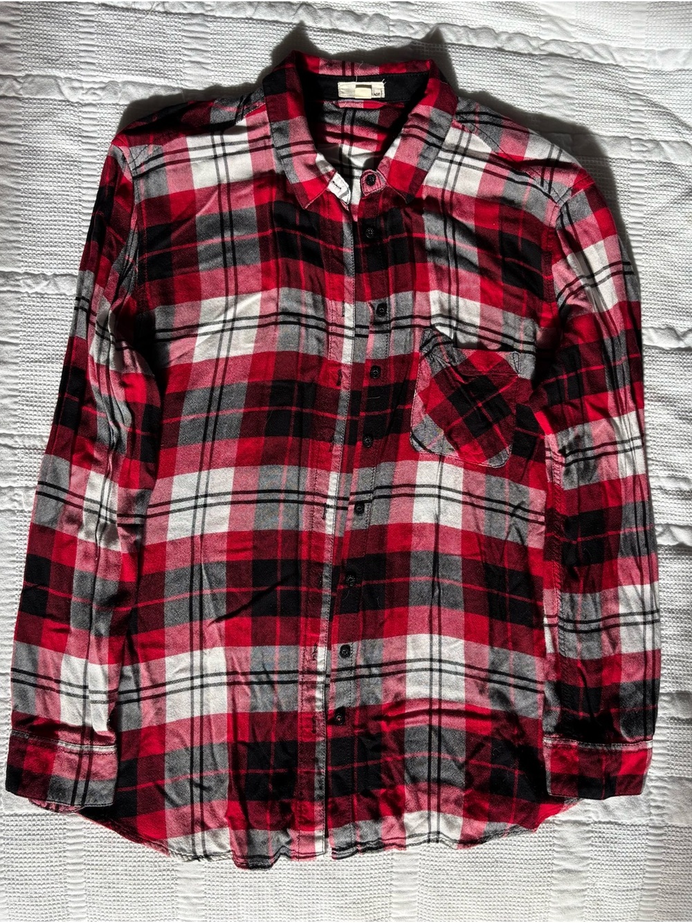 Garage Women’s Red Plaid Long-Sleeve Button-Up Shirt